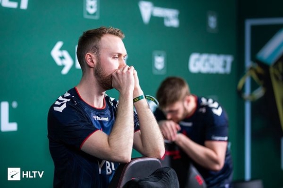 大模型助力王者荣耀游戏体验提升